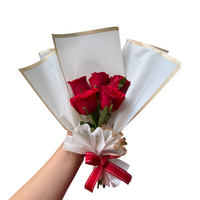 Mini Bouquet (5 Roses)